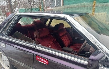 Nissan Laurel VIII, 1984 год, 400 000 рублей, 8 фотография