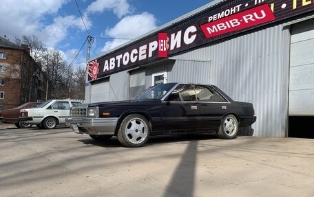 Nissan Laurel VIII, 1984 год, 400 000 рублей, 13 фотография