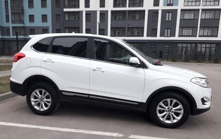 Chery Tiggo 5 I рестайлинг, 2015 год, 1 050 000 рублей, 7 фотография