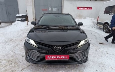 Toyota Camry, 2018 год, 2 600 000 рублей, 1 фотография