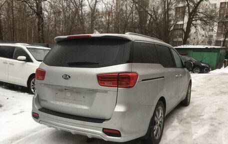 KIA Carnival III, 2020 год, 3 500 000 рублей, 4 фотография