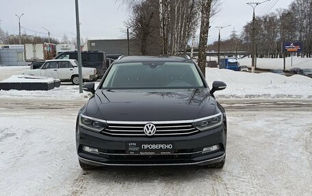 Volkswagen Passat B8 рестайлинг, 2018 год, 1 889 500 рублей, 2 фотография