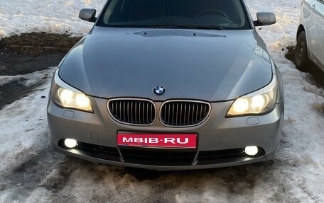 BMW 5 серия, 2006 год, 920 000 рублей, 1 фотография