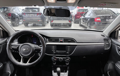 KIA Rio IV, 2017 год, 990 000 рублей, 18 фотография