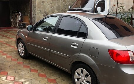 KIA Rio II, 2011 год, 750 000 рублей, 3 фотография