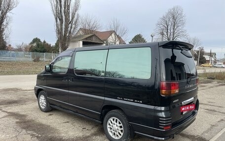 Nissan Elgrand I, 1998 год, 1 050 000 рублей, 4 фотография