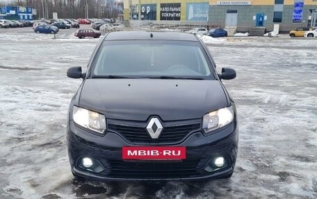 Renault Logan II, 2018 год, 779 000 рублей, 2 фотография