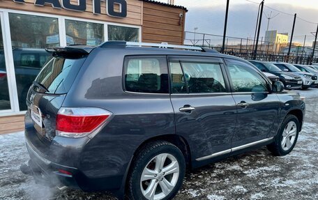 Toyota Highlander III, 2011 год, 2 299 000 рублей, 3 фотография