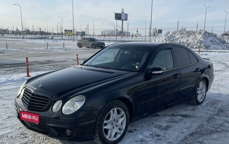 Mercedes-Benz E-Класс, 2003 год, 930 000 рублей, 1 фотография