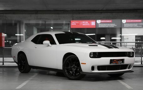 Dodge Challenger III рестайлинг 2, 2016 год, 3 500 000 рублей, 1 фотография