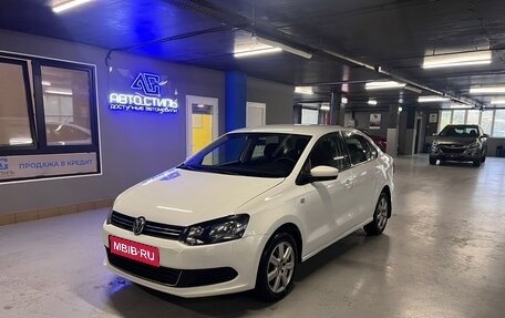 Volkswagen Polo VI (EU Market), 2012 год, 600 000 рублей, 1 фотография