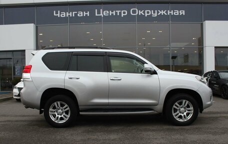 Toyota Land Cruiser Prado 150 рестайлинг 2, 2010 год, 2 717 800 рублей, 4 фотография