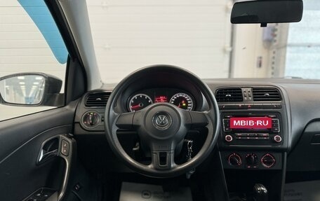 Volkswagen Polo VI (EU Market), 2012 год, 820 000 рублей, 21 фотография