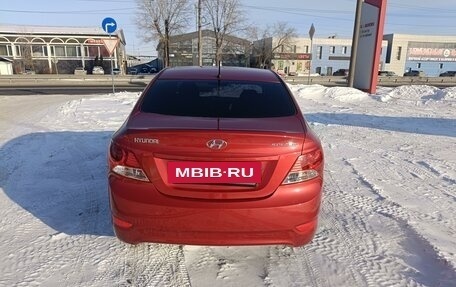 Hyundai Solaris II рестайлинг, 2013 год, 950 000 рублей, 3 фотография