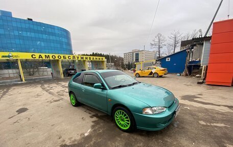 Mitsubishi Colt VI рестайлинг, 1996 год, 350 000 рублей, 33 фотография