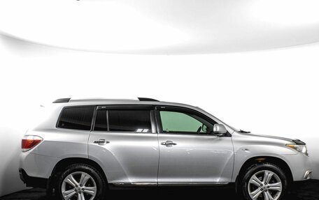 Toyota Highlander III, 2011 год, 1 750 000 рублей, 4 фотография