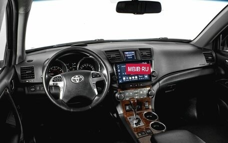 Toyota Highlander III, 2011 год, 1 750 000 рублей, 22 фотография