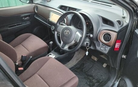 Toyota Vitz, 2011 год, 830 000 рублей, 6 фотография