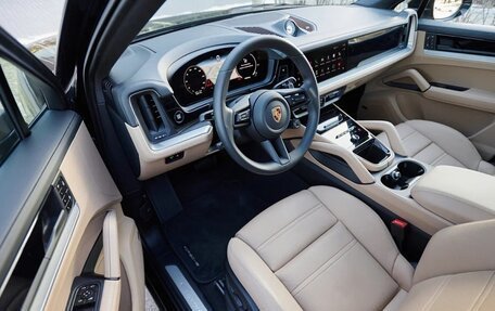 Porsche Cayenne III, 2024 год, 17 950 000 рублей, 15 фотография