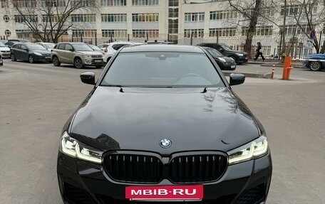 BMW 5 серия, 2021 год, 4 850 000 рублей, 2 фотография