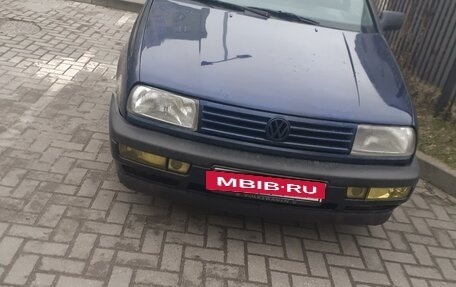 Volkswagen Vento, 1993 год, 250 000 рублей, 2 фотография