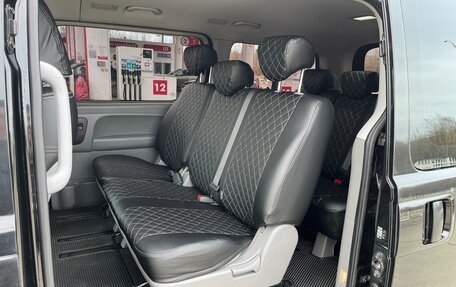 Hyundai H-1 II рестайлинг, 2018 год, 2 750 000 рублей, 12 фотография