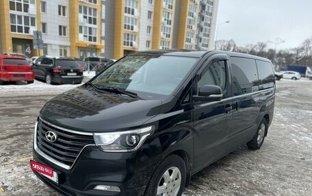 Hyundai H-1 II рестайлинг, 2018 год, 2 750 000 рублей, 6 фотография