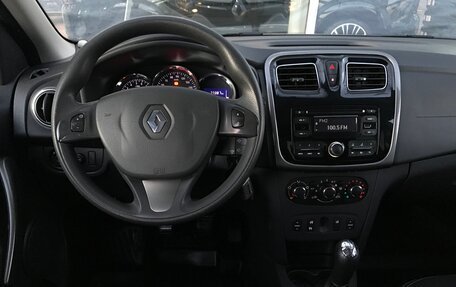 Renault Logan II, 2016 год, 740 000 рублей, 7 фотография