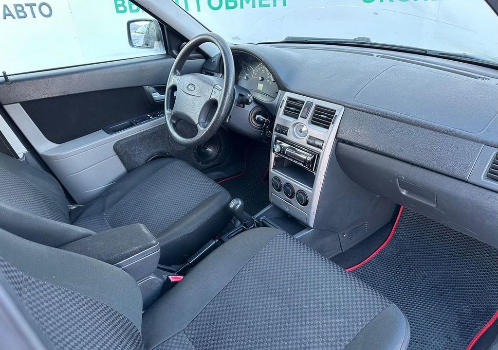 ВАЗ (LADA) Priora I, 2011 год, 300 000 рублей, 7 фотография