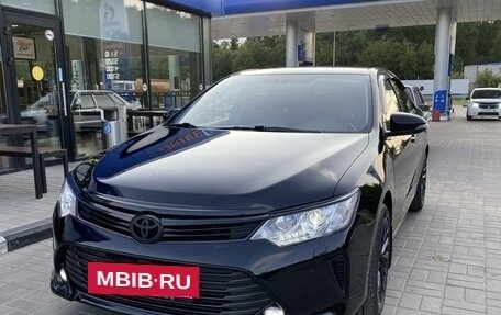 Toyota Camry, 2017 год, 2 100 000 рублей, 12 фотография