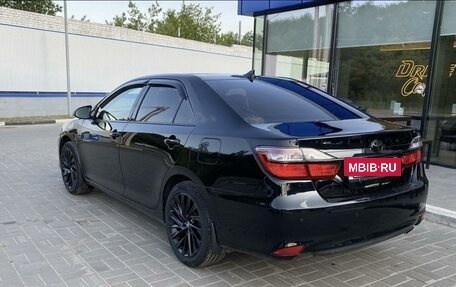 Toyota Camry, 2017 год, 2 100 000 рублей, 5 фотография