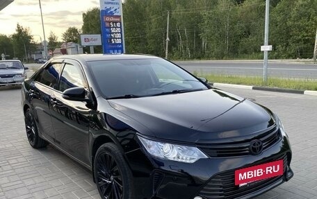 Toyota Camry, 2017 год, 2 100 000 рублей, 10 фотография