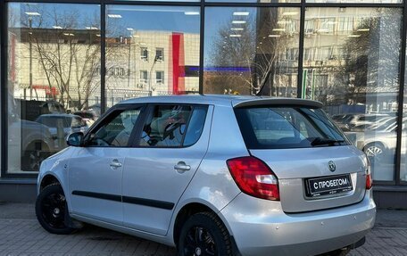 Skoda Fabia II, 2011 год, 692 111 рублей, 6 фотография