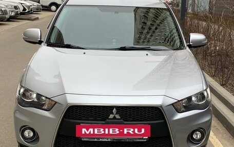 Mitsubishi Outlander III рестайлинг 3, 2009 год, 1 249 000 рублей, 7 фотография