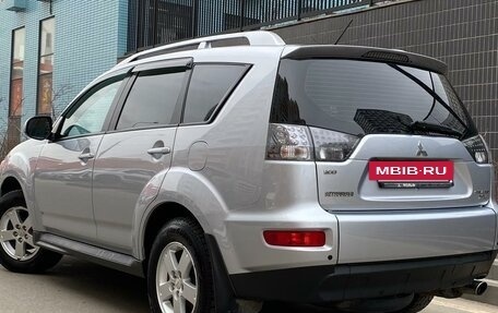 Mitsubishi Outlander III рестайлинг 3, 2009 год, 1 249 000 рублей, 17 фотография