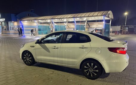 KIA Rio III рестайлинг, 2014 год, 950 000 рублей, 14 фотография