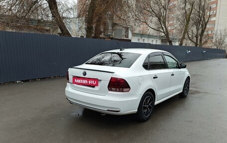 Volkswagen Polo VI (EU Market), 2018 год, 800 000 рублей, 2 фотография