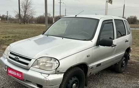 Chevrolet Niva I рестайлинг, 2004 год, 290 000 рублей, 8 фотография