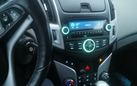 Chevrolet Cruze II, 2013 год, 690 000 рублей, 6 фотография
