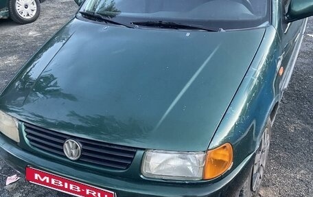 Volkswagen Polo III рестайлинг, 1999 год, 130 000 рублей, 2 фотография