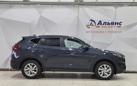 Hyundai Tucson III, 2018 год, 1 900 000 рублей, 2 фотография