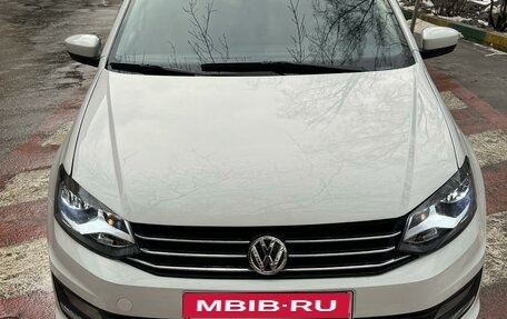 Volkswagen Polo VI (EU Market), 2018 год, 740 000 рублей, 1 фотография