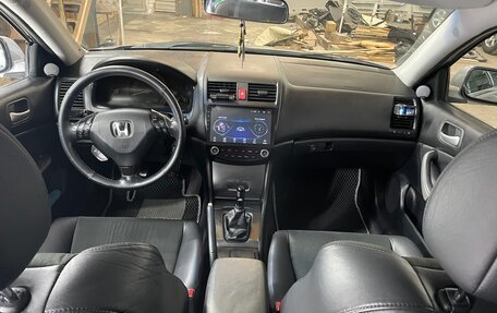 Honda Accord VII рестайлинг, 2004 год, 1 179 000 рублей, 33 фотография