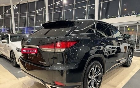 Lexus RX IV рестайлинг, 2021 год, 5 597 000 рублей, 4 фотография