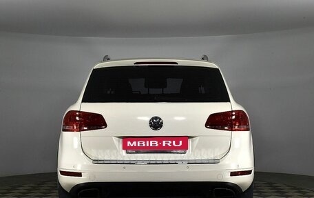 Volkswagen Touareg III, 2011 год, 1 627 000 рублей, 4 фотография