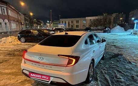 Hyundai Sonata VIII, 2020 год, 2 650 000 рублей, 4 фотография