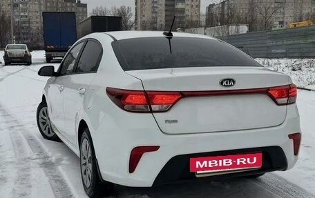 KIA Rio IV, 2018 год, 1 215 000 рублей, 7 фотография