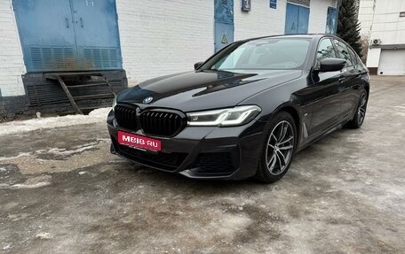 BMW 5 серия, 2022 год, 7 950 000 рублей, 1 фотография