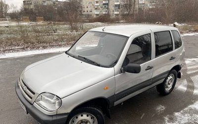 Chevrolet Niva I рестайлинг, 2003 год, 400 000 рублей, 1 фотография