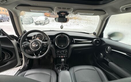 MINI Hatch, 2020 год, 2 195 000 рублей, 13 фотография